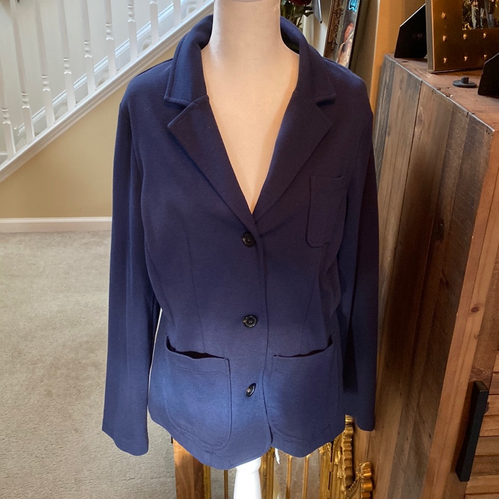 Liz Claiborne navy blazer size medium